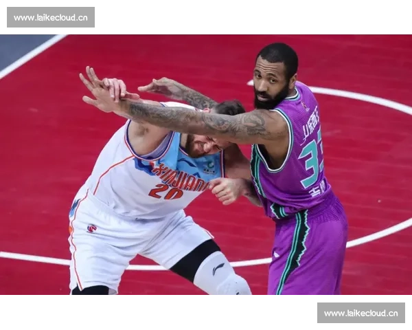 篮球赛事极速直播平台打造全程实时精彩对决观赛新体验与球迷互动盛宴