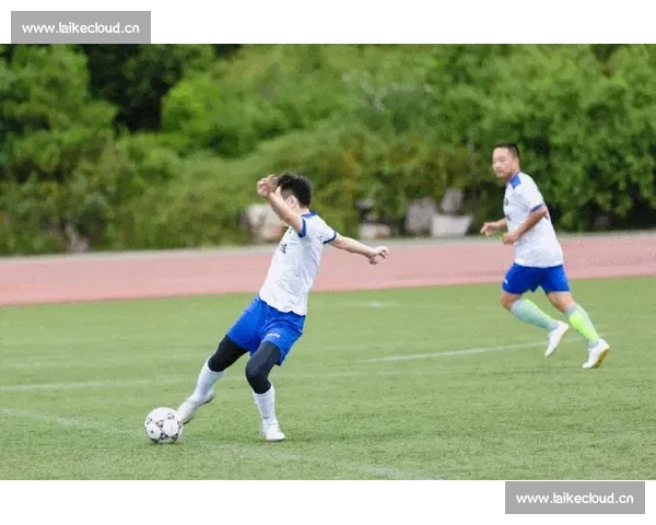 聚焦全球足球赛事极速直播畅享精彩赛事实时动态分析与互动体验